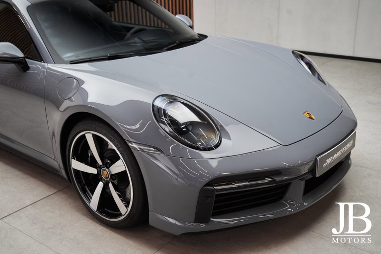 Porsche 992 Turbo