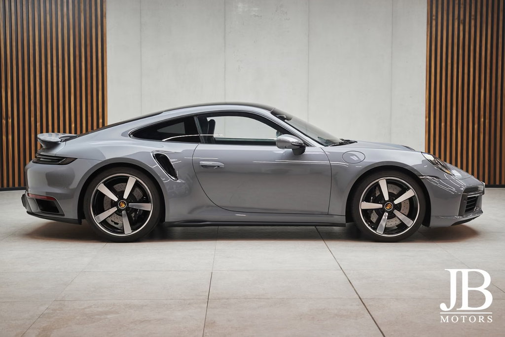 Porsche 992 Turbo