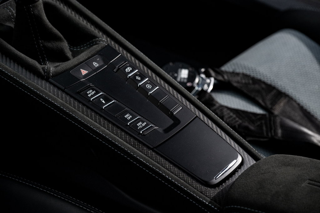 Porsche 718 Cayman GT4 RS