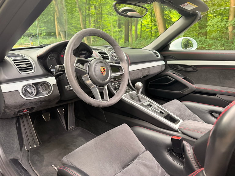 Porsche 981 Boxster Spyder