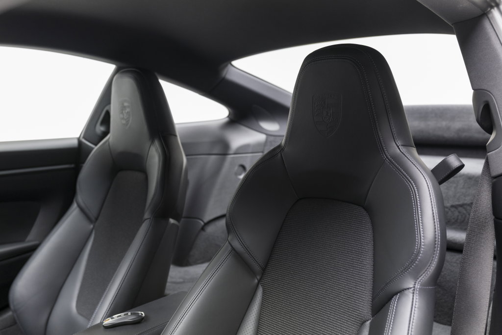 Porsche 992 GT3 Touring