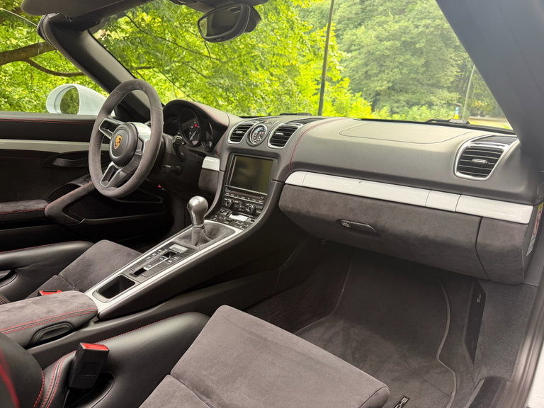 Porsche 981 Boxster Spyder
