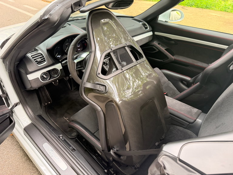 Porsche 981 Boxster Spyder