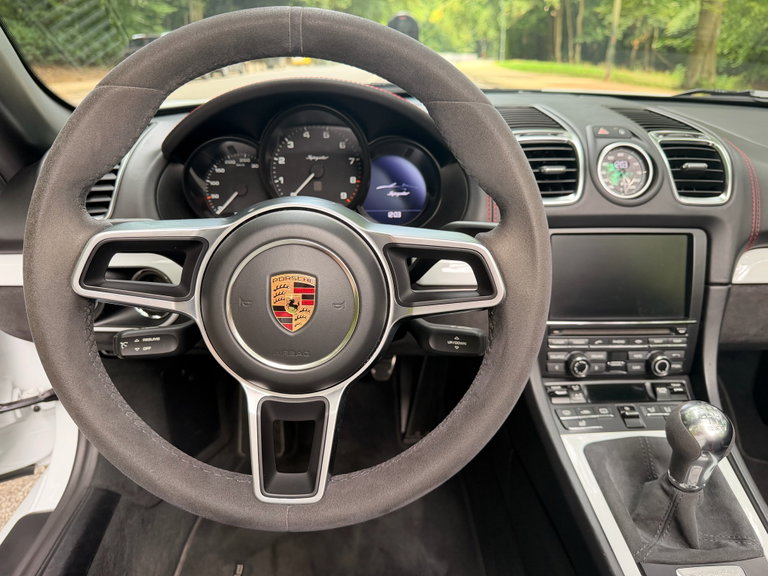 Porsche 981 Boxster Spyder