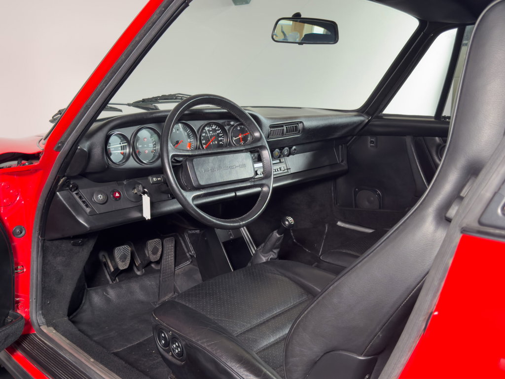 Porsche 911 Carrera 3.2