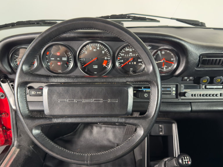 Porsche 911 Carrera 3.2