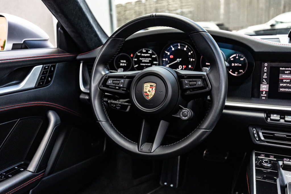 Porsche 992 Carrera 4S