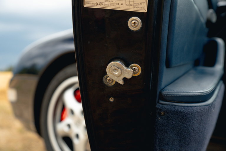Porsche 993 Carrera 3.8