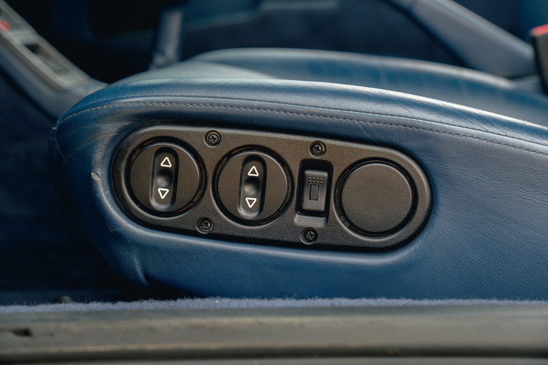 Porsche 993 Carrera 3.8