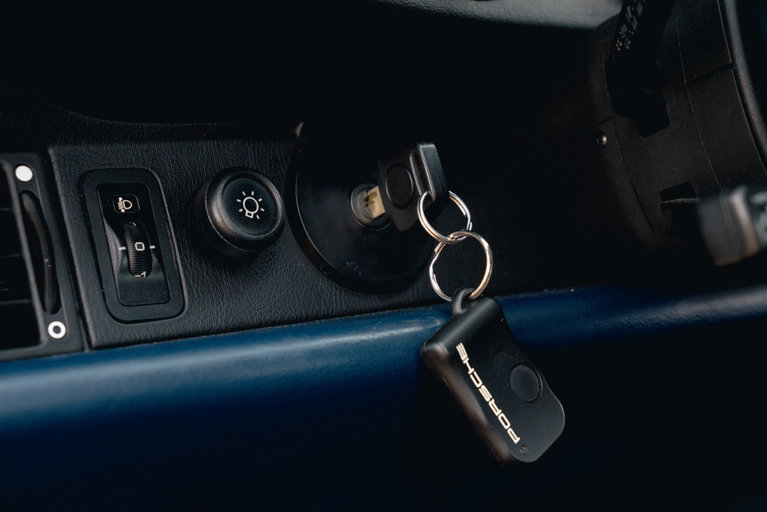 Porsche 993 Carrera 3.8