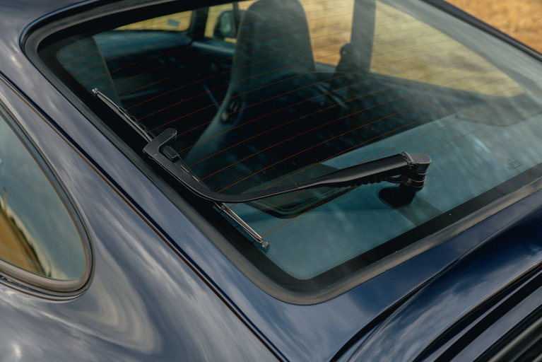 Porsche 993 Carrera 3.8