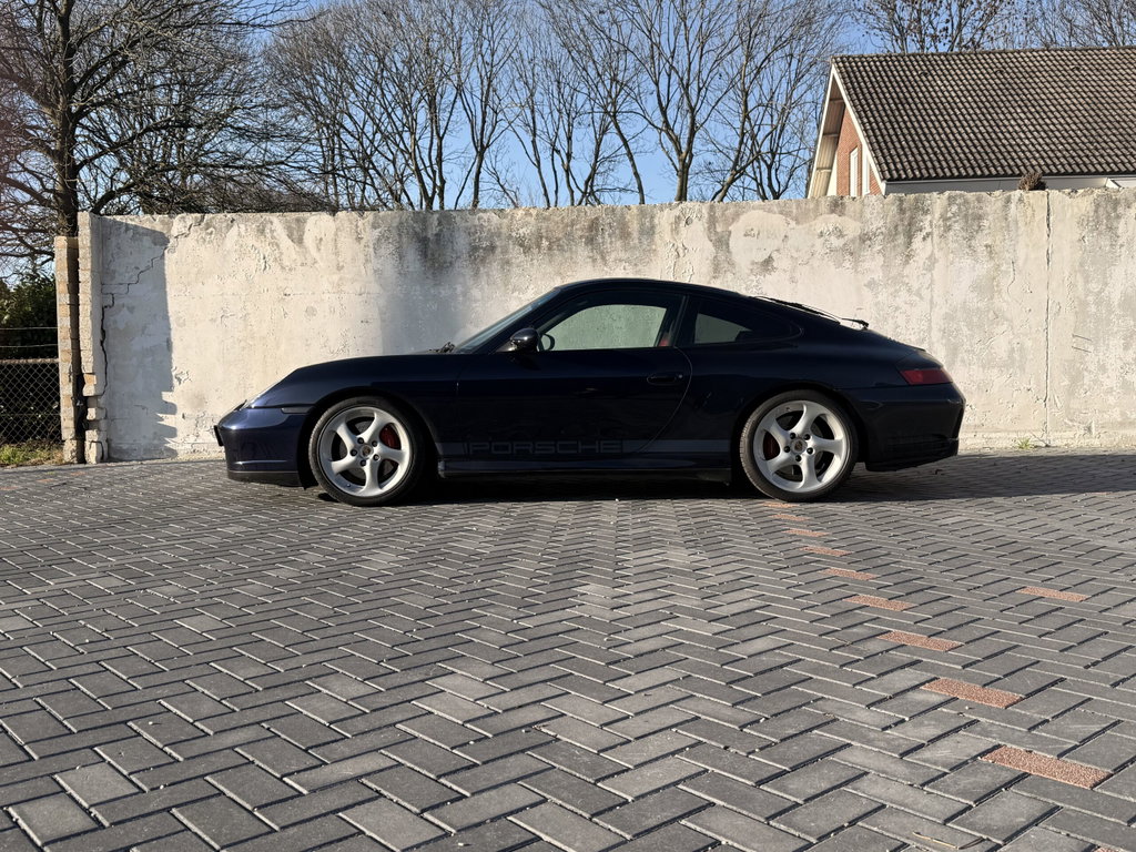 Porsche 996.2 Carrera 4S