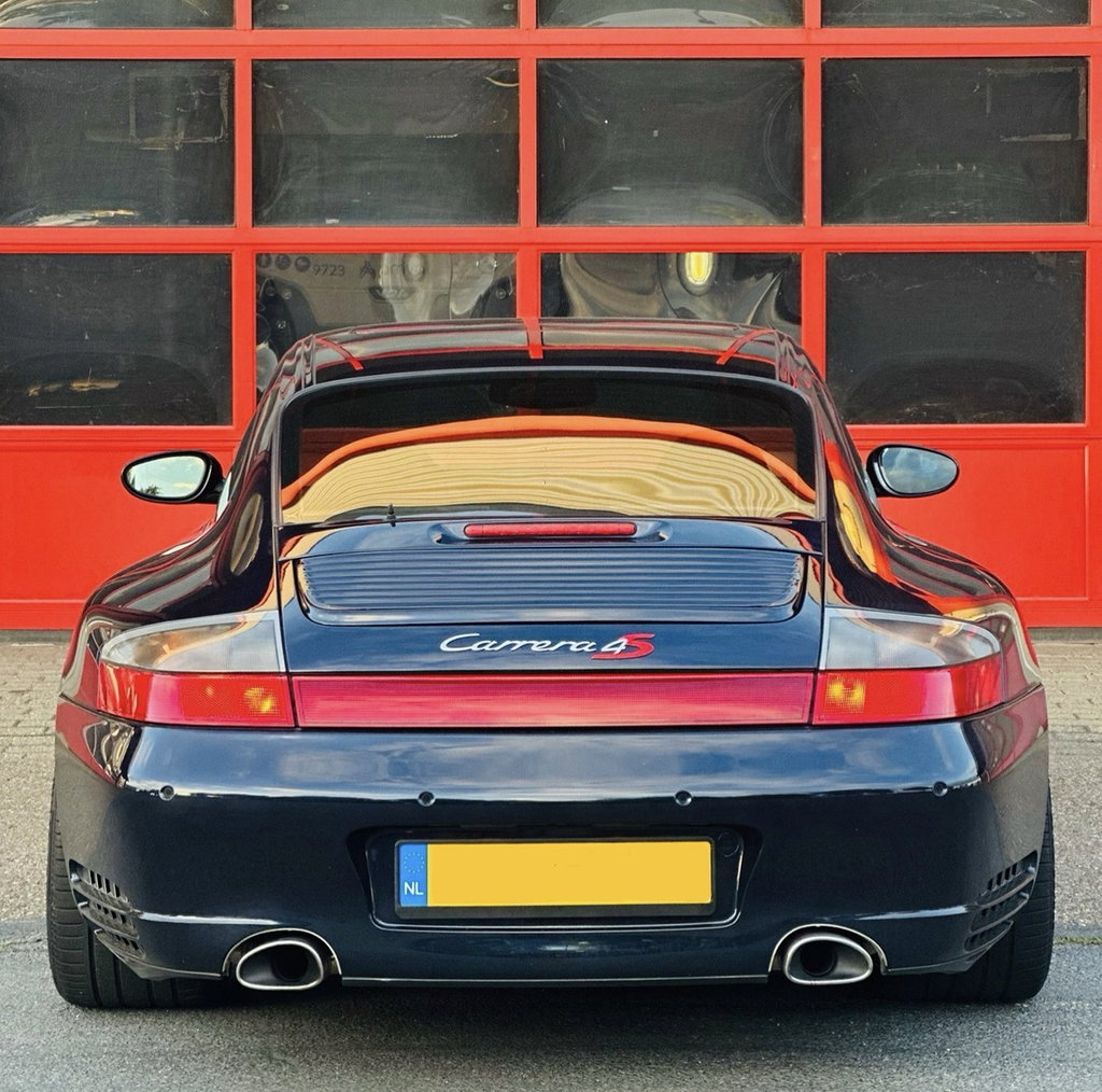 Porsche 996.2 Carrera 4S