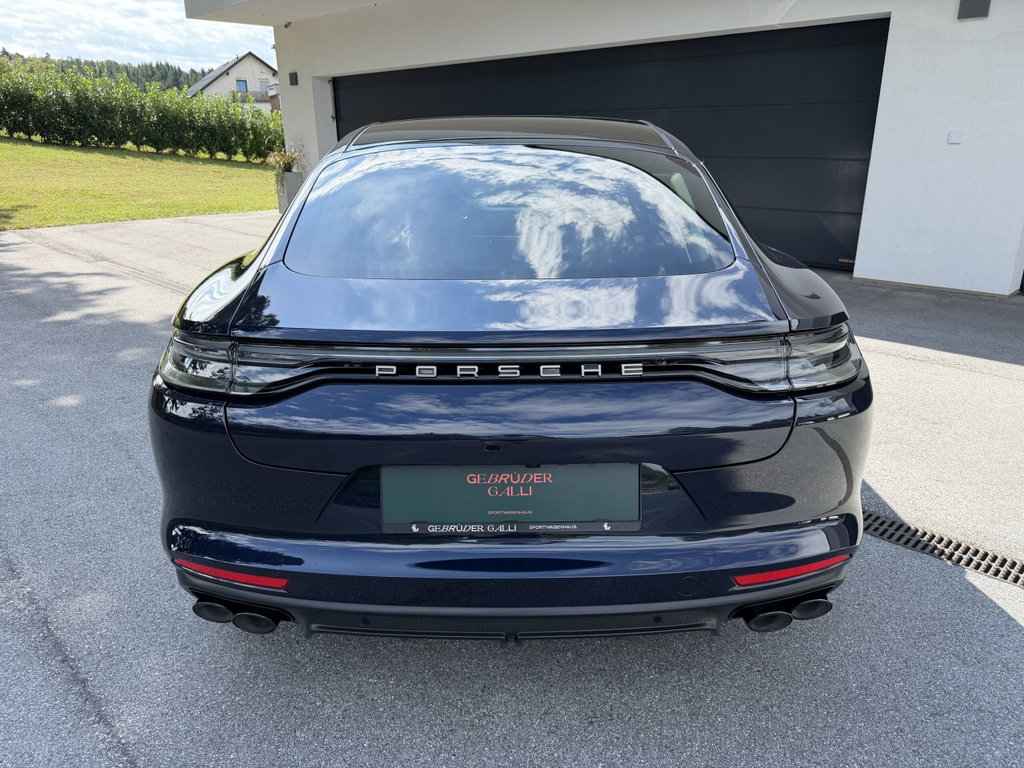 Porsche Panamera 4 E-Hybrid