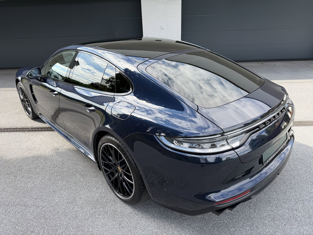 Porsche Panamera 4 E-Hybrid