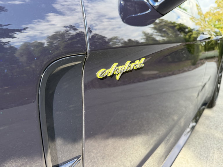 Porsche Panamera 4 E-Hybrid