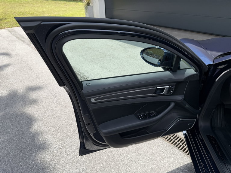 Porsche Panamera 4 E-Hybrid