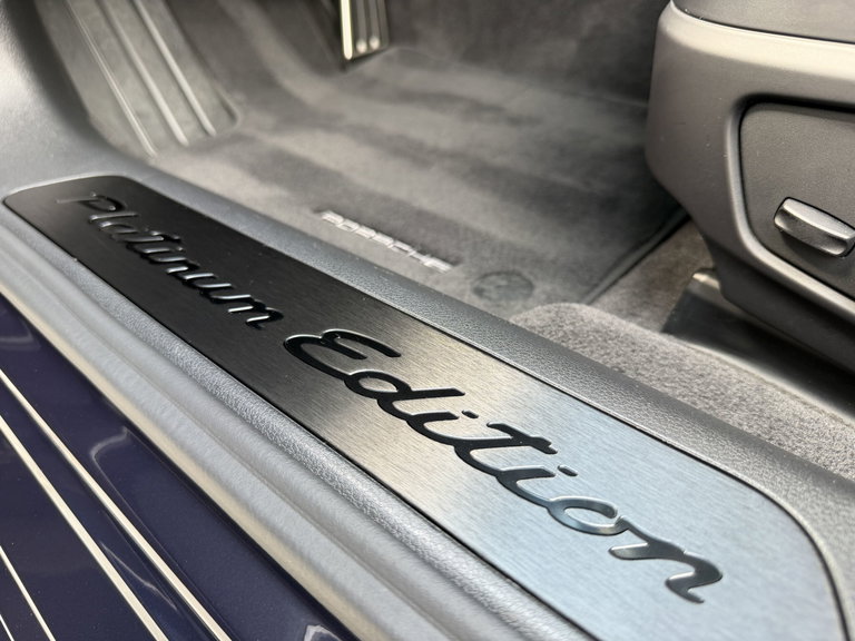 Porsche Panamera 4 E-Hybrid