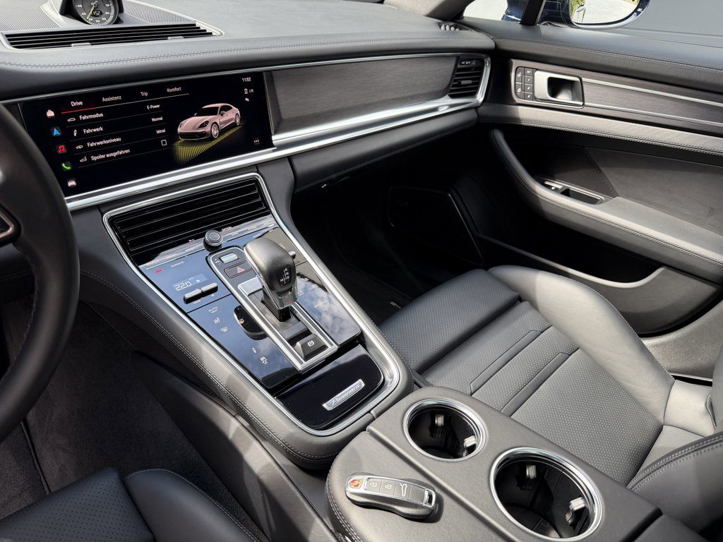 Porsche Panamera 4 E-Hybrid