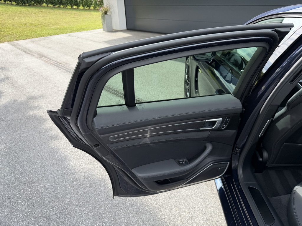 Porsche Panamera 4 E-Hybrid