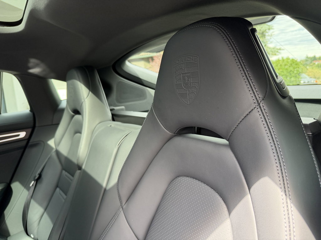 Porsche Panamera 4 E-Hybrid