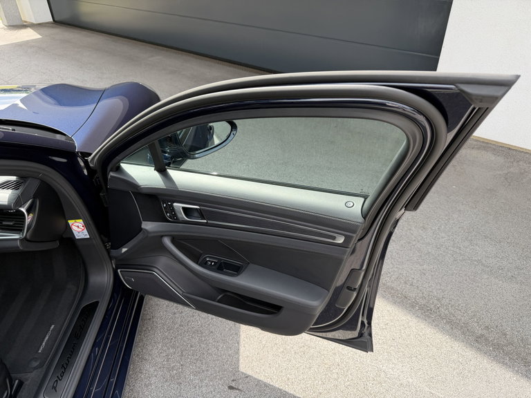 Porsche Panamera 4 E-Hybrid