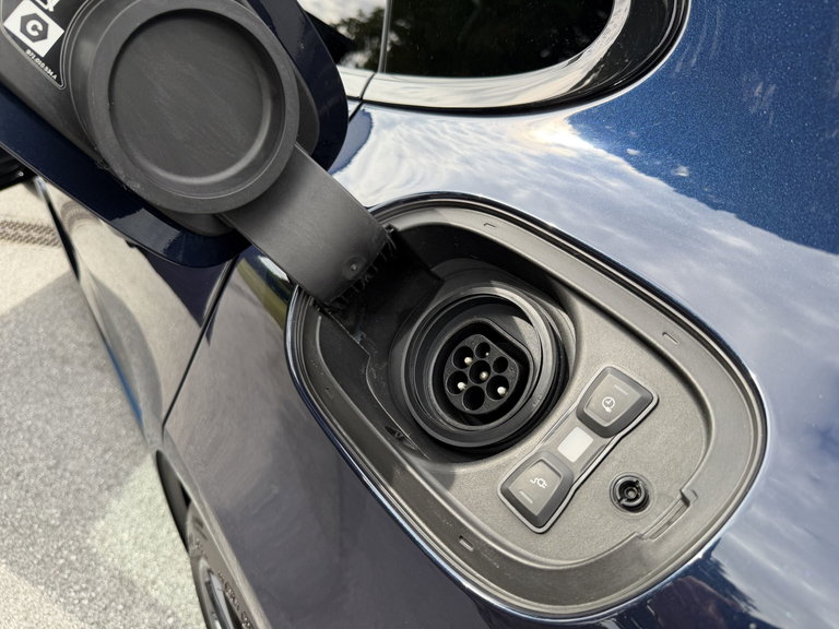 Porsche Panamera 4 E-Hybrid