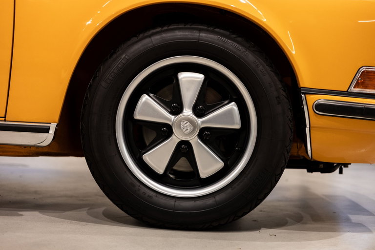 Porsche 911 S (F-Modell)