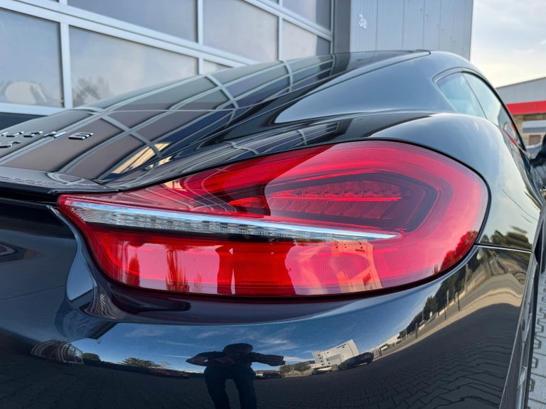 Porsche 981 Cayman S
