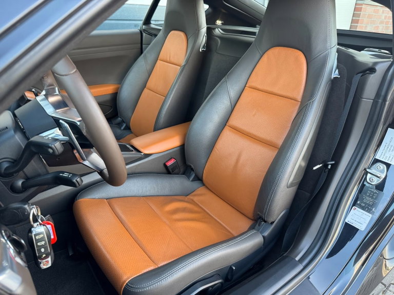 Porsche 981 Cayman S