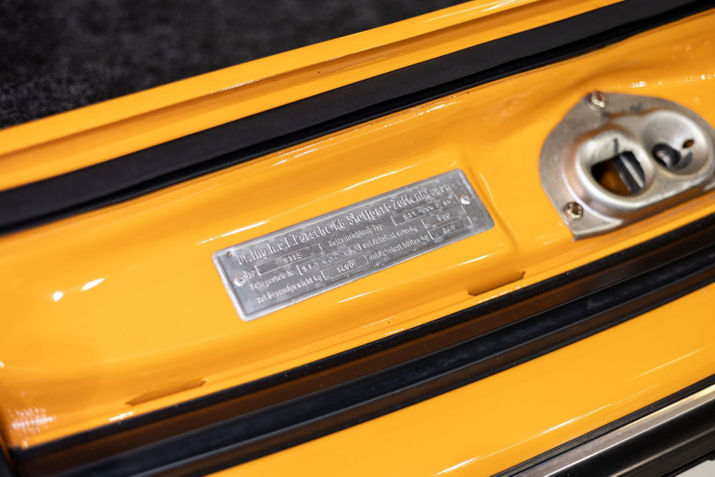 Porsche 911 S (F-Modell)