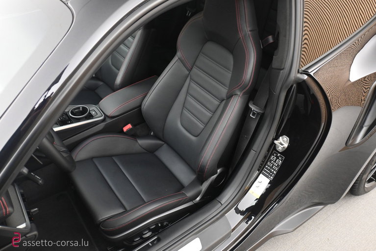 Porsche 992 Turbo S