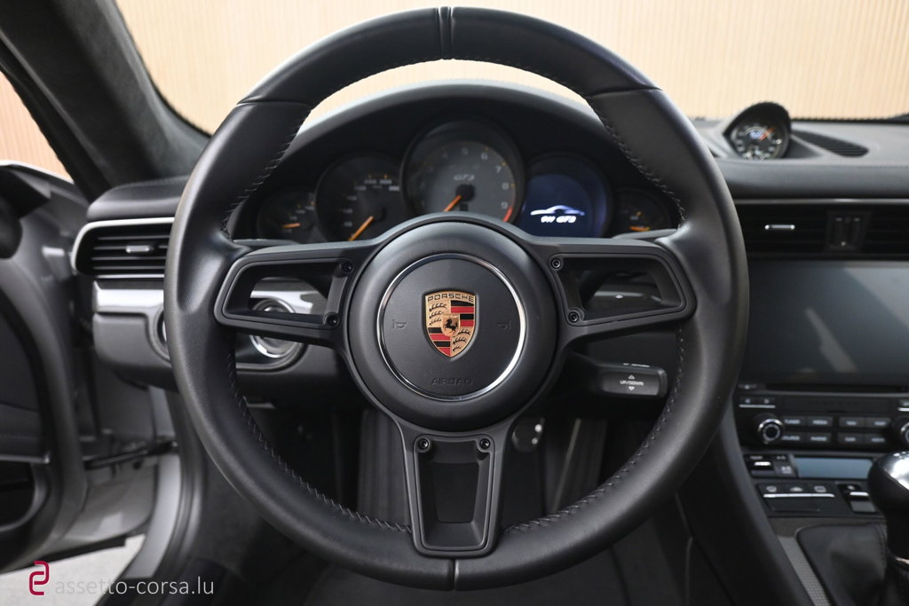 Porsche 991.2 GT3 Touring