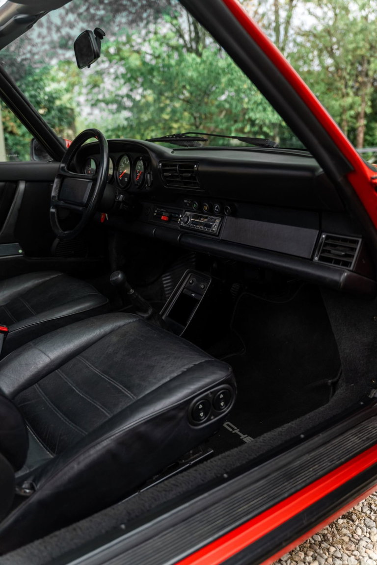Porsche 911 Carrera 3.2
