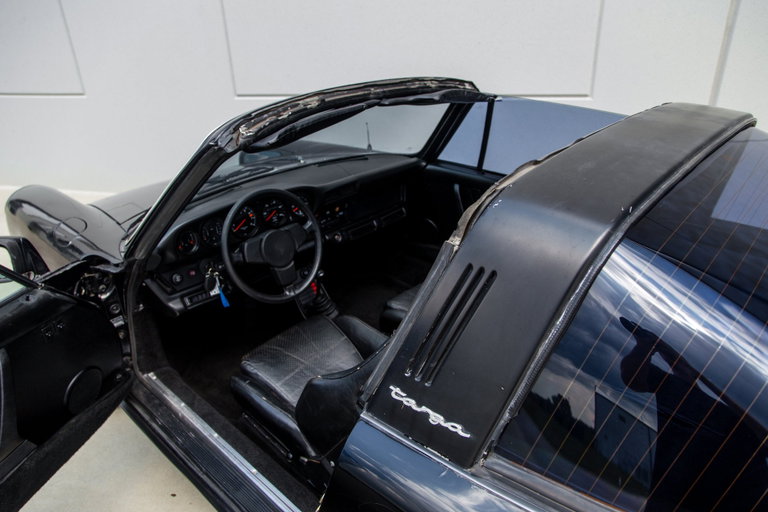Porsche 911 Carrera 3.0