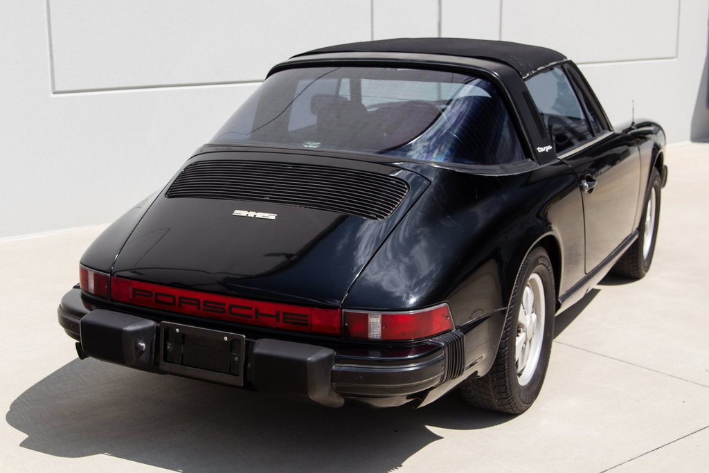 Porsche 911 Carrera 3.0