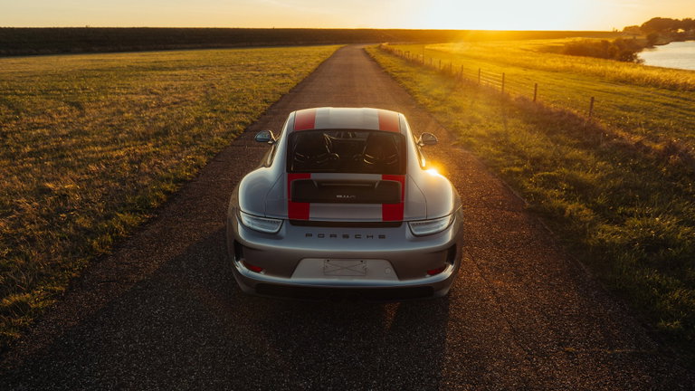 Porsche 911 R