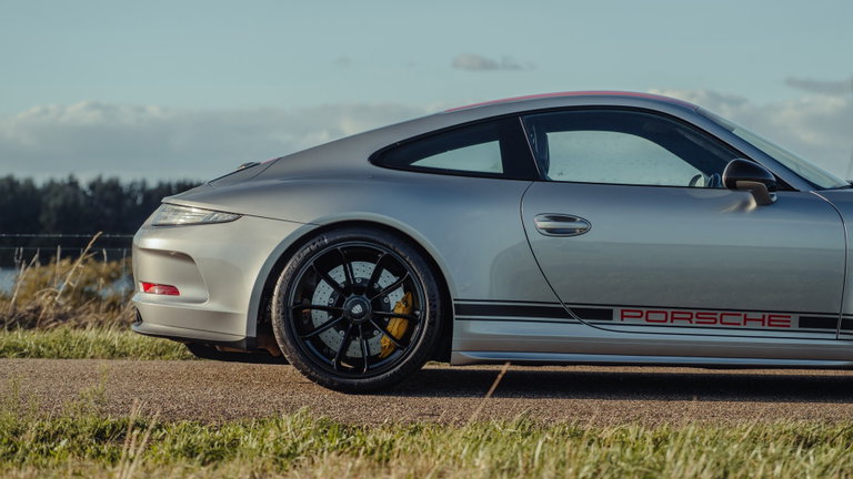 Porsche 911 R