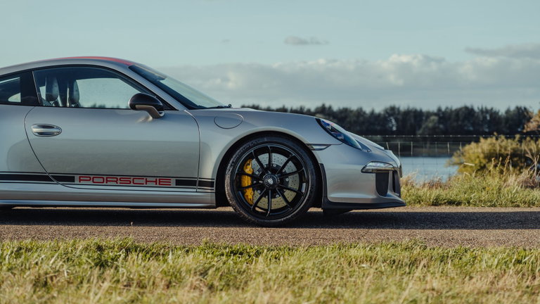Porsche 911 R
