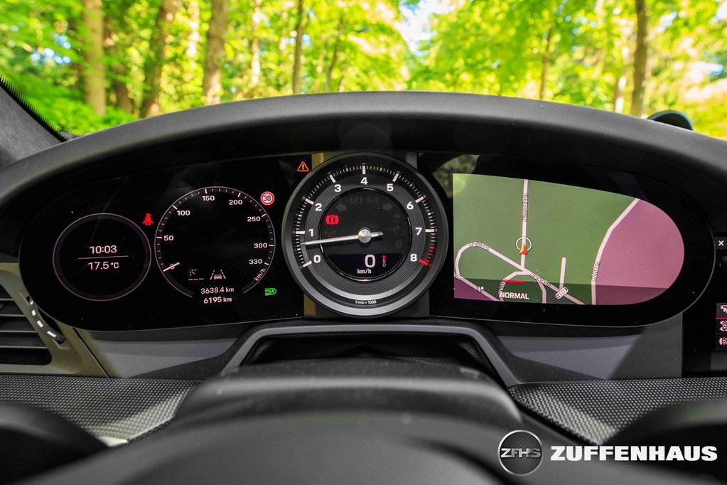 Porsche 992 Carrera 4S