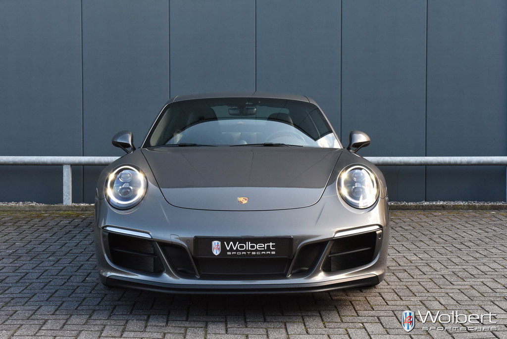 Porsche 991.2 Carrera GTS