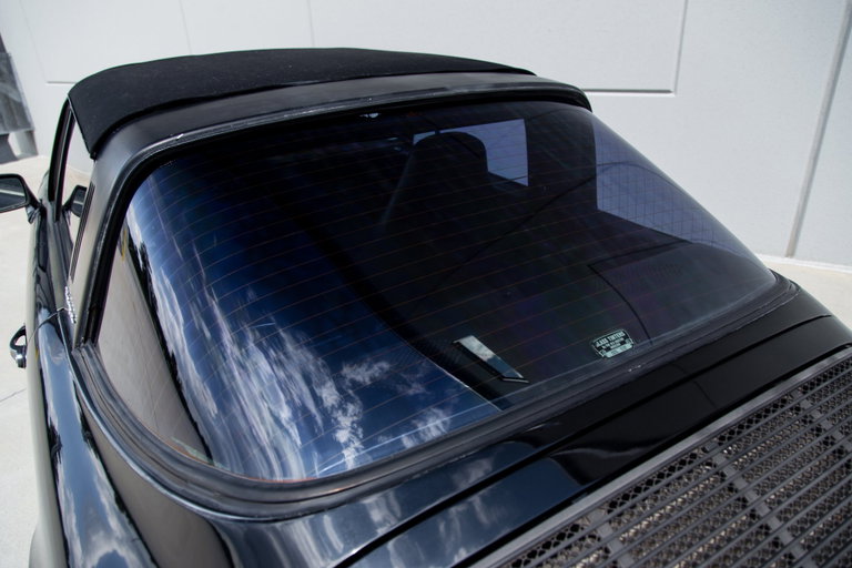 Porsche 911 Carrera 3.0
