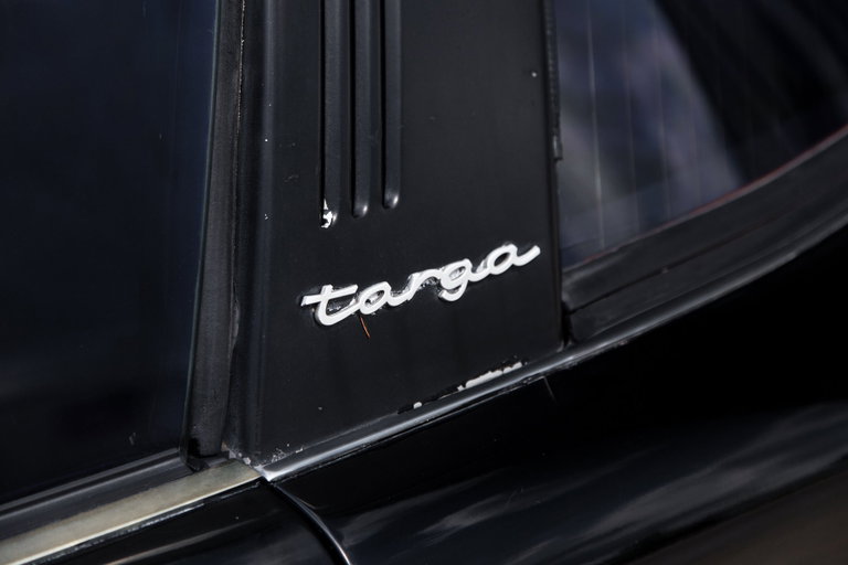 Porsche 911 Carrera 3.0