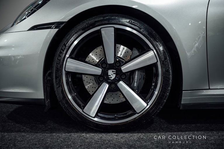 Porsche 992.2 Carrera