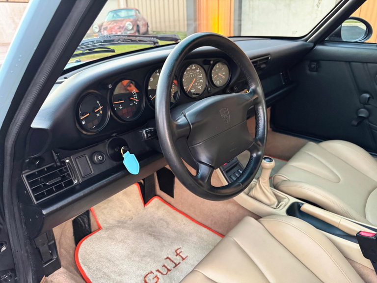 Porsche 993 Carrera
