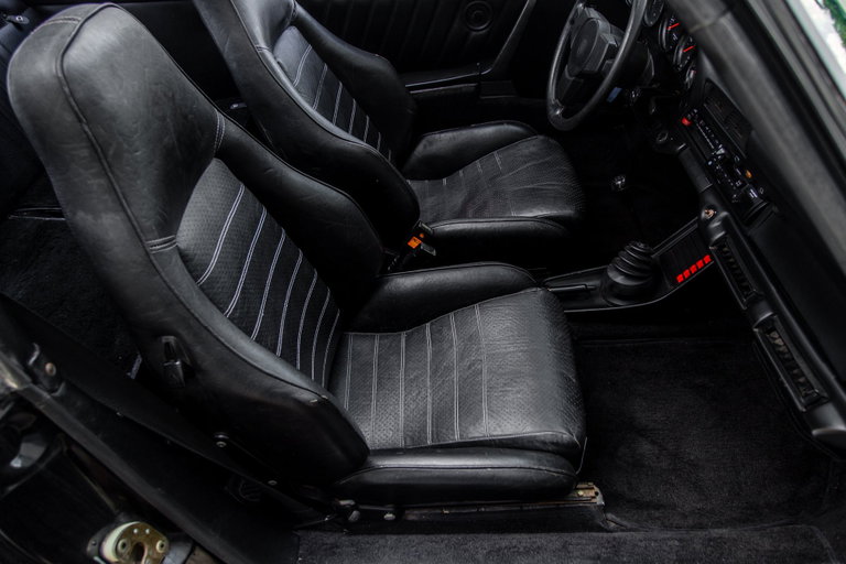 Porsche 911 Carrera 3.0