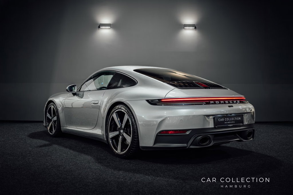 Porsche 992.2 Carrera