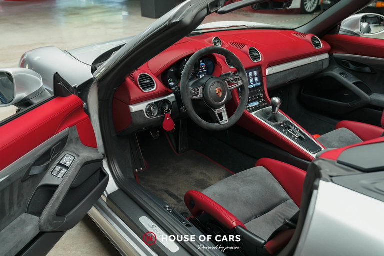 Porsche 718 Spyder