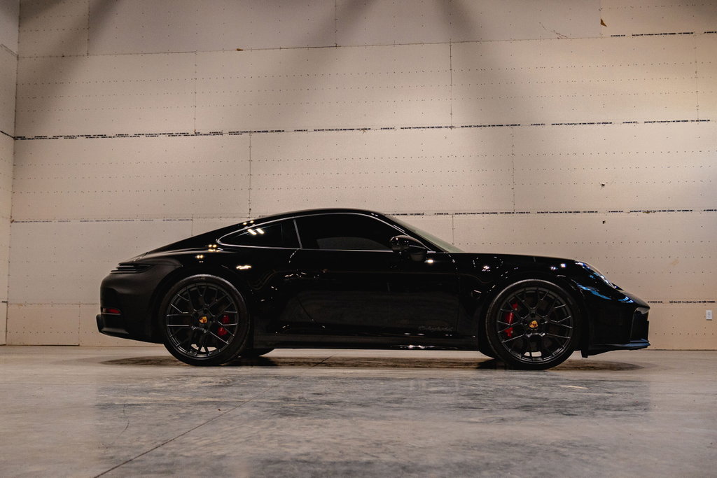 Porsche 992.2 Carrera GTS