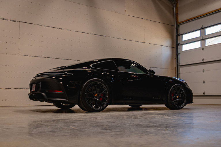 Porsche 992.2 Carrera GTS